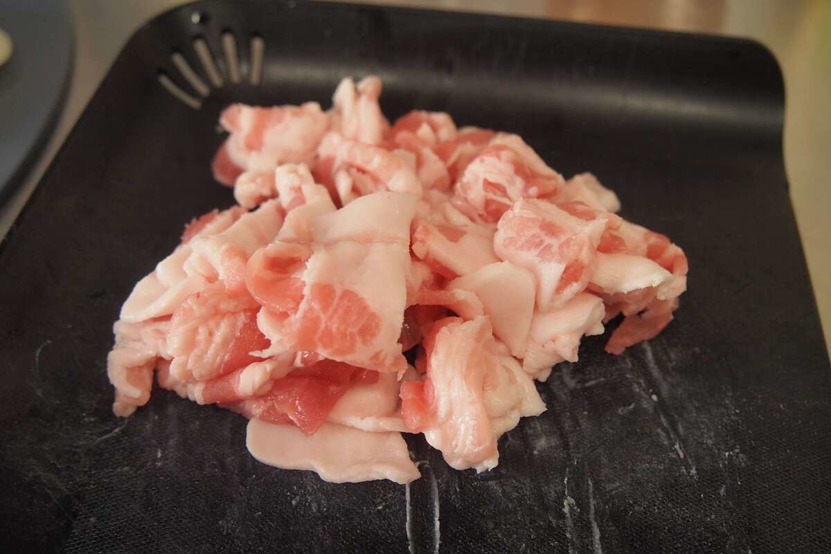 菰田欣也さん「豚肉とキャベツの焼きそば」のレシピ