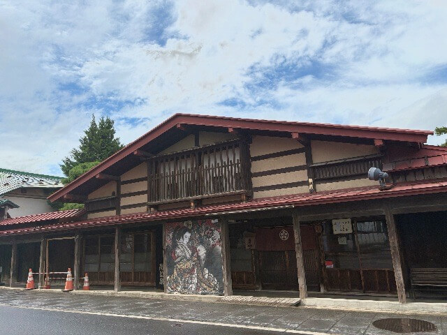 中町こみせ通り