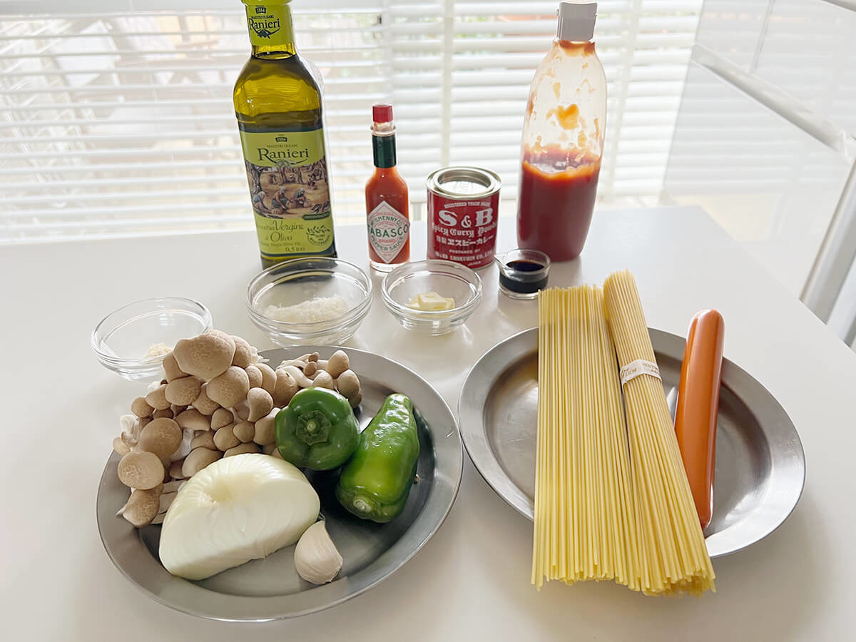 魚肉ソーセージナポリタン