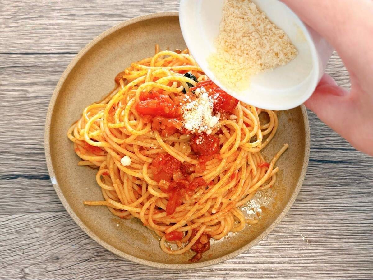 おうちでsio「基本のトマトソースパスタ」