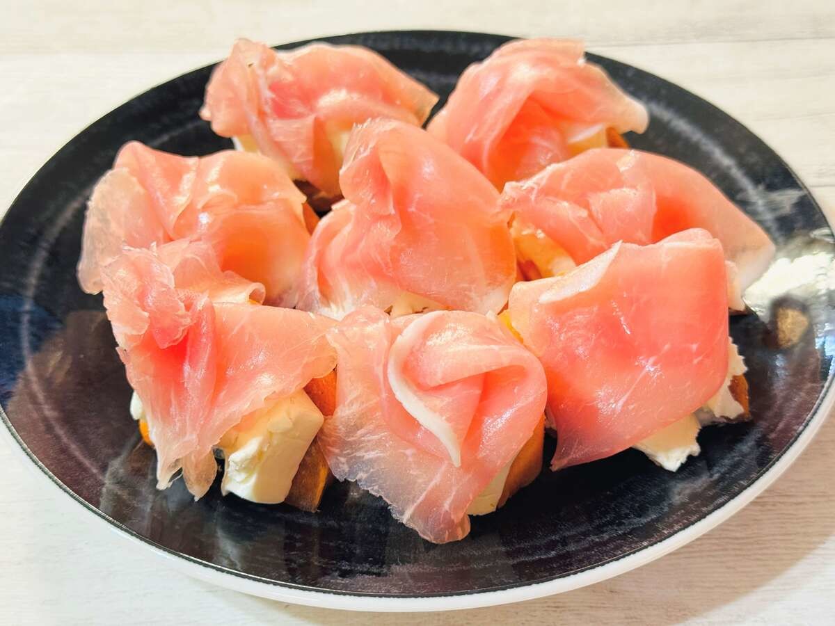 山本ゆりさんの「柿の一番好きな食べかた」