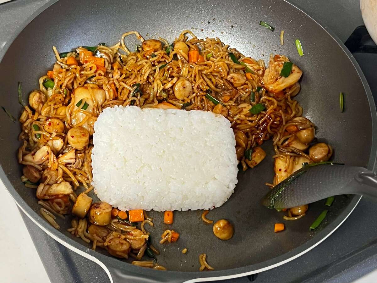 韓国風ビビンバそばめし