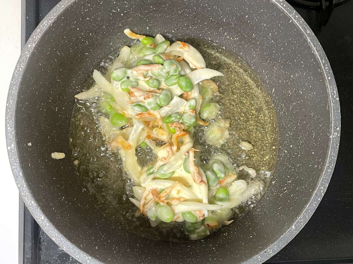 栗原はるみさん「枝豆とたまねぎのかき揚げ」