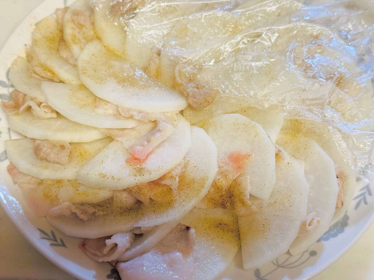 山本ゆりさん考案『大根と豚バラのチン』