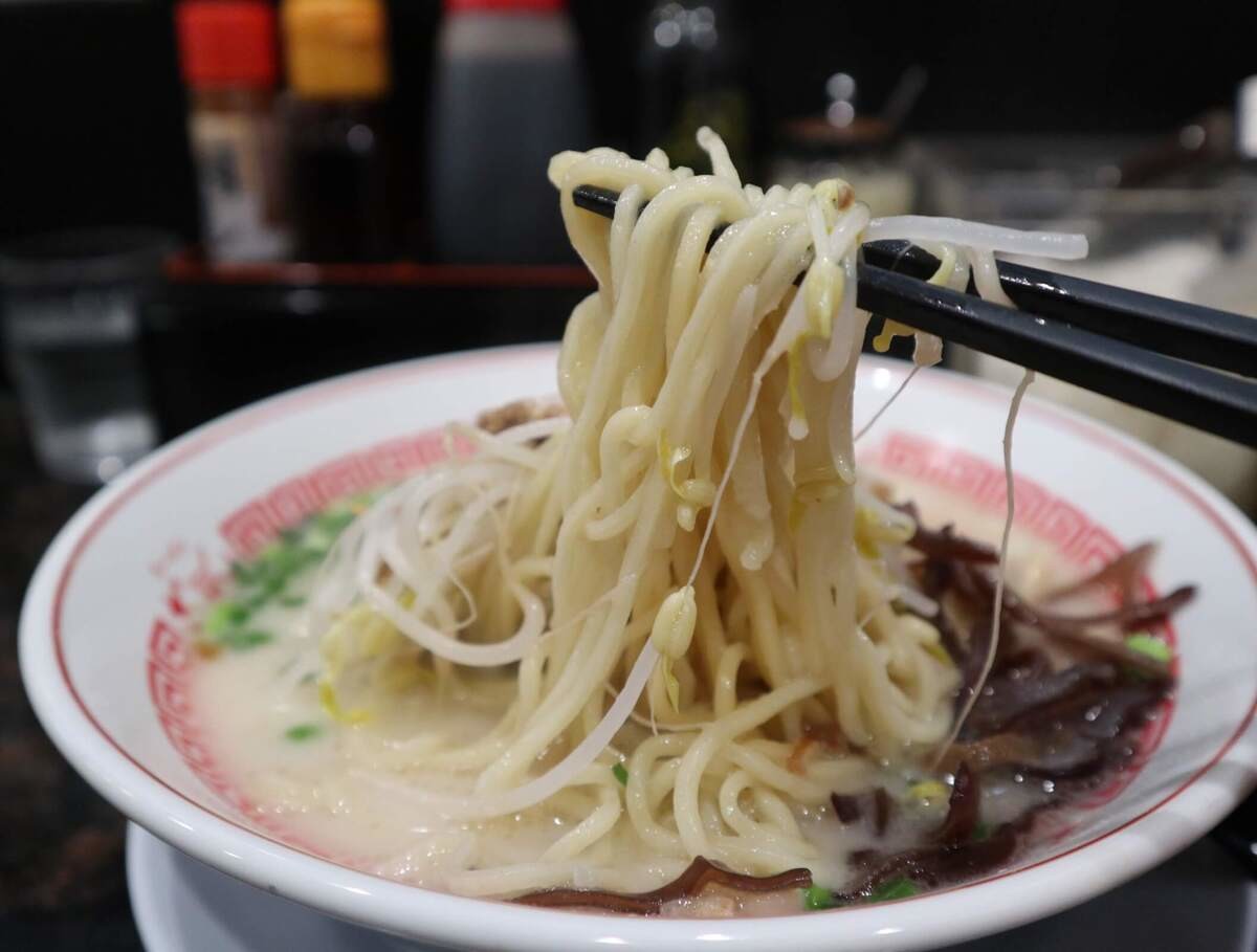 鹿児島の老舗チェーン「ざぼんラーメン」
