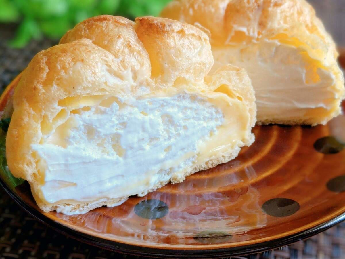 コンビニのシュークリーム