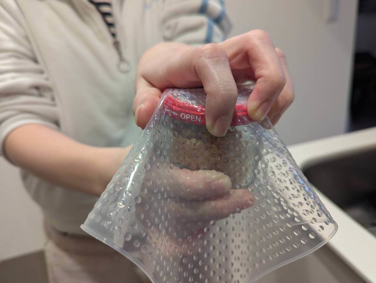 においが広がらない！パック牛乳用クリップ