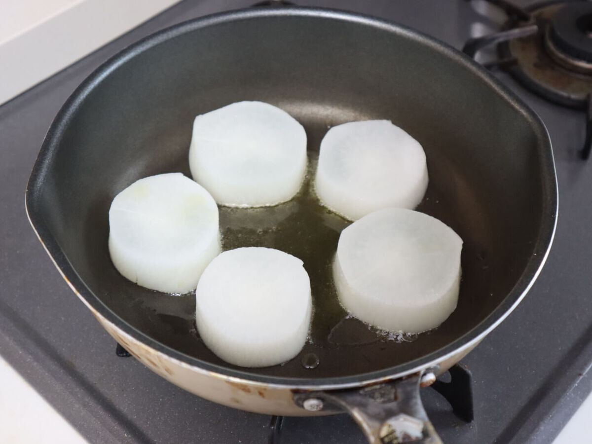 ミツカン公式「バタぽんで楽しむ！大根ステーキ」