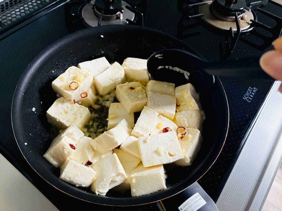 木綿豆腐のペペロンチーノ