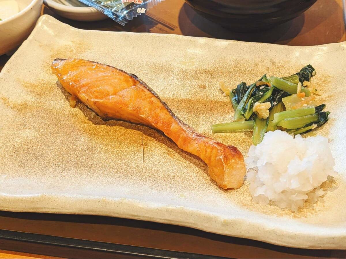 ワンコイン以下もあり!やよい軒の朝定食