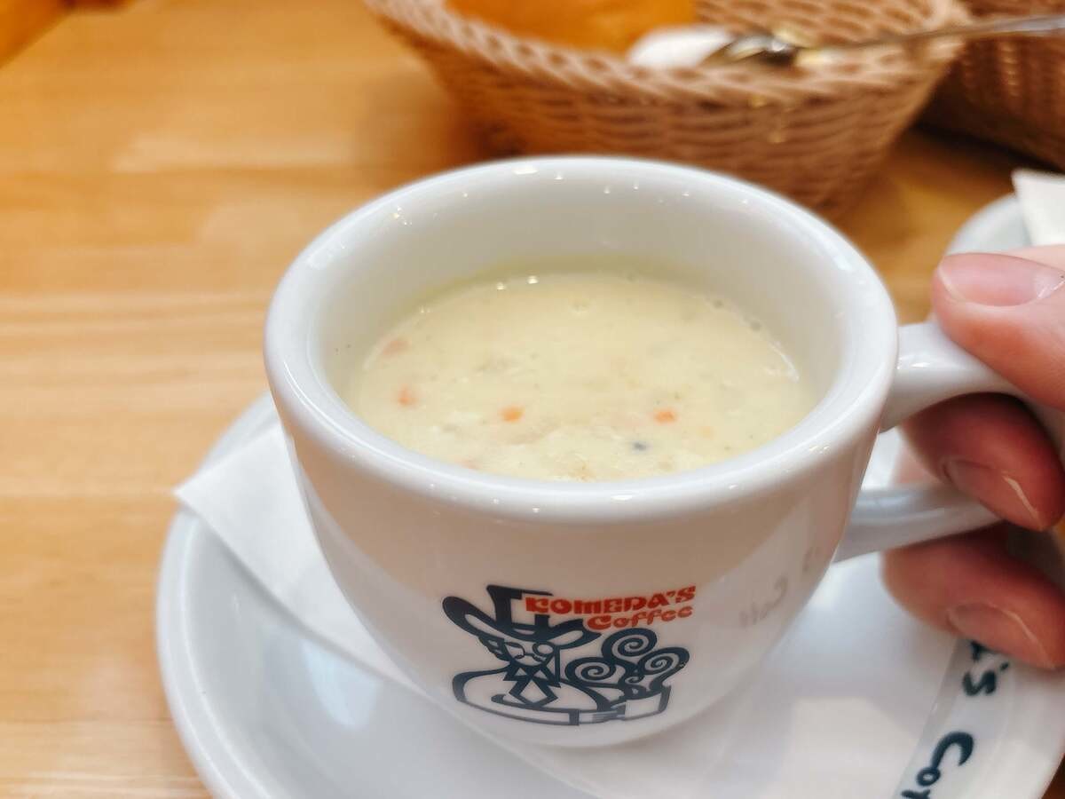 コメダ珈琲の新メニュー「クラムチャウダー&ミネストローネ」