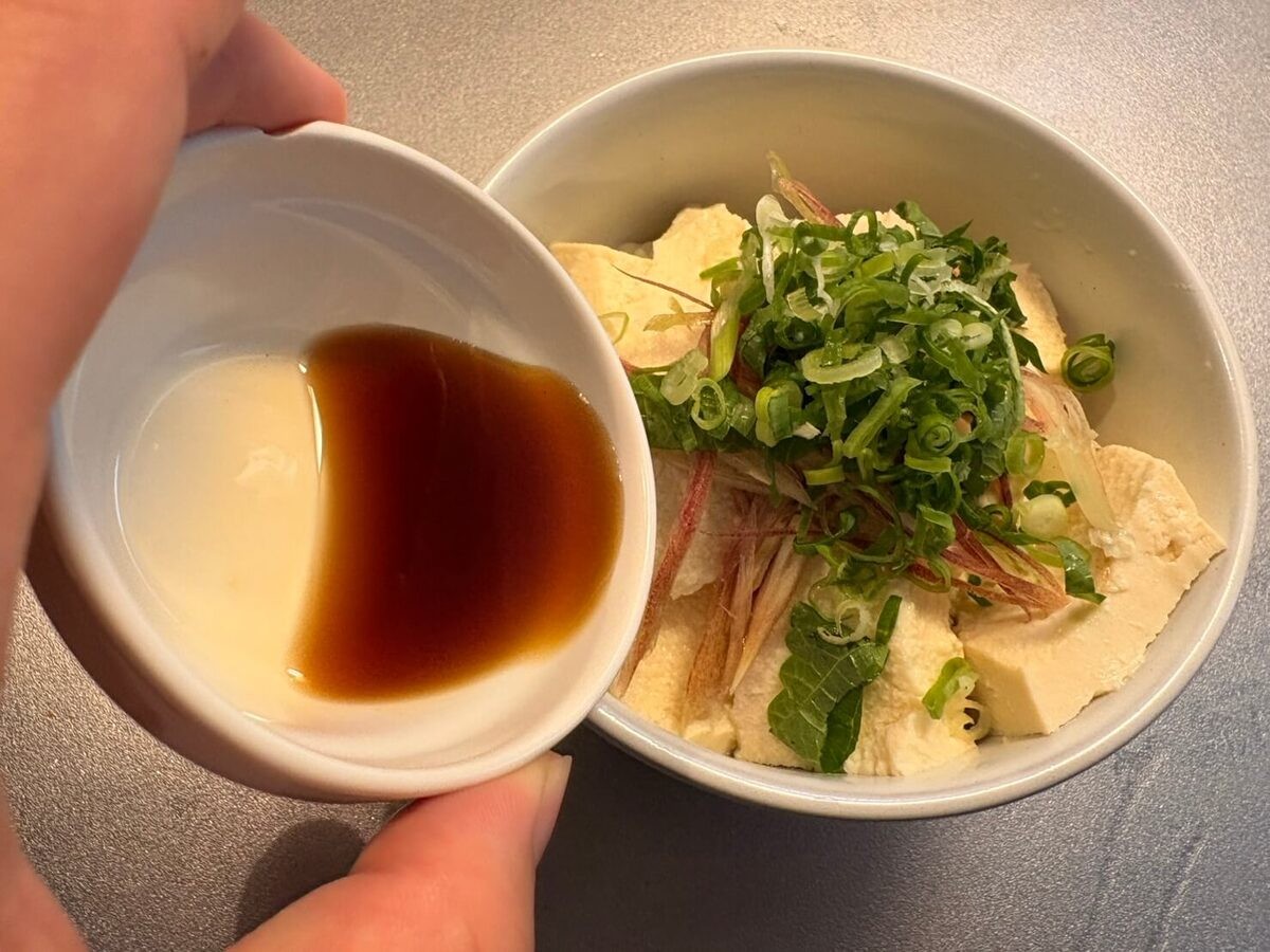 「冷ややっこ丼」
