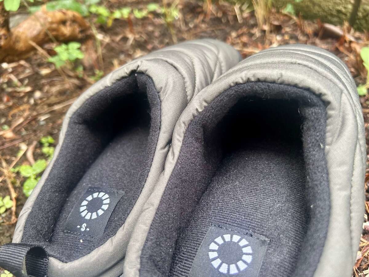 ワークマンの「ディアテックススリッポン」