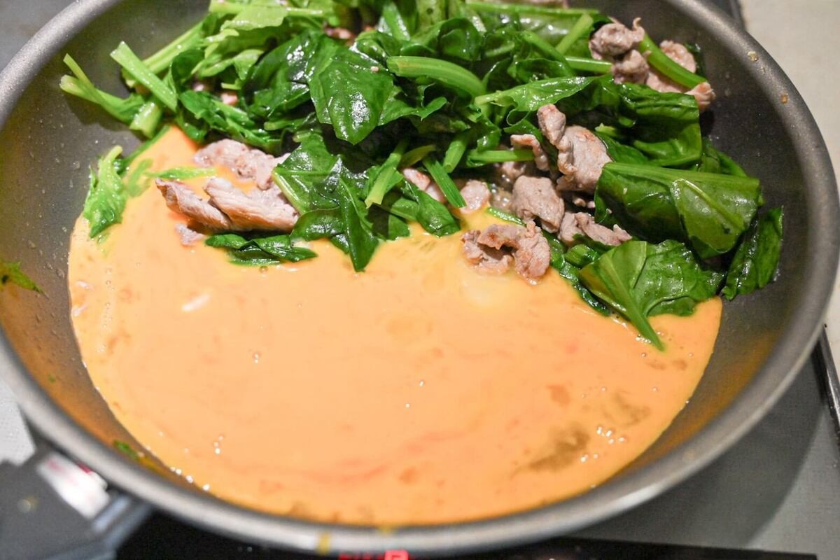 ミツカン「豚肉とほうれん草のとろたまバタぽん炒め」