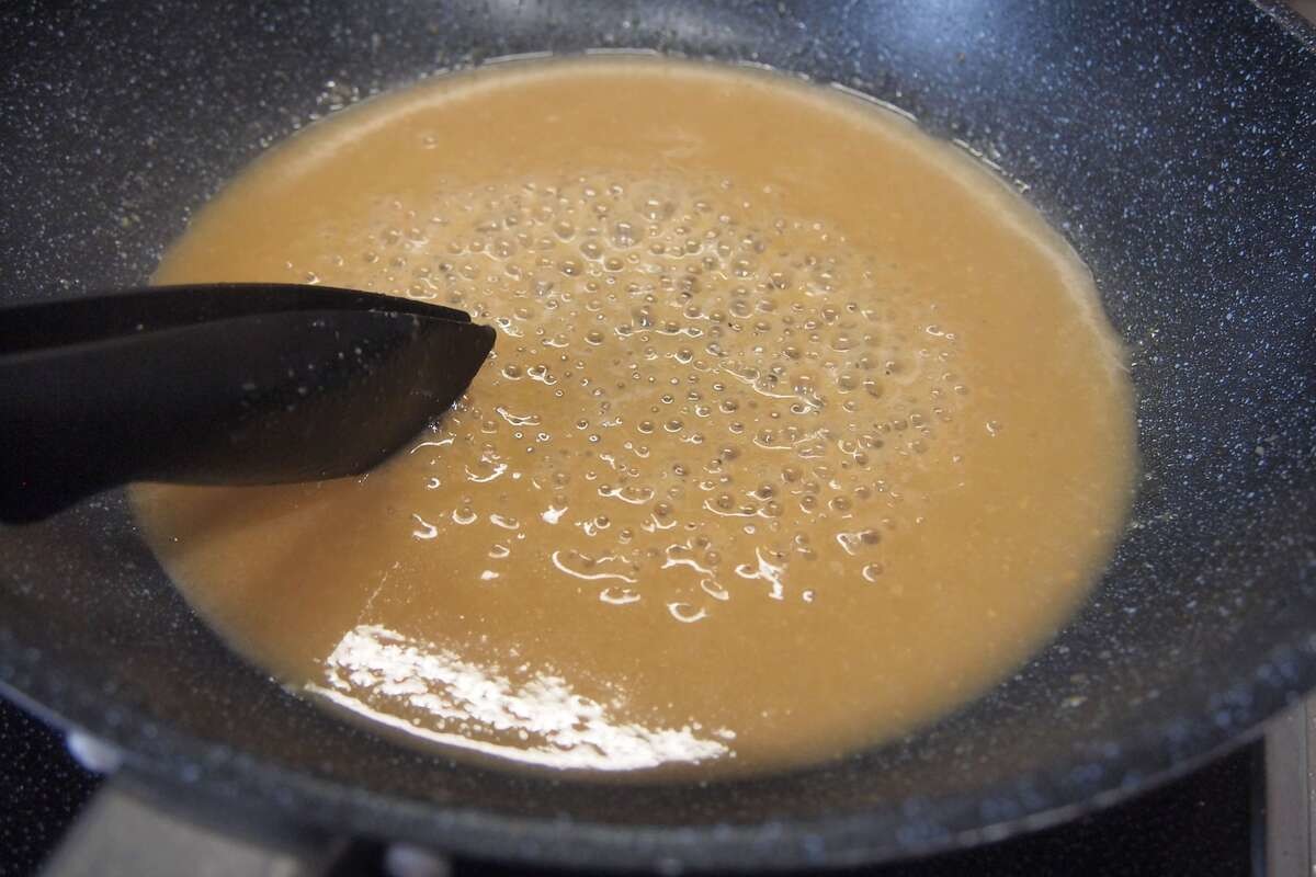 ピーマンの肉づめ