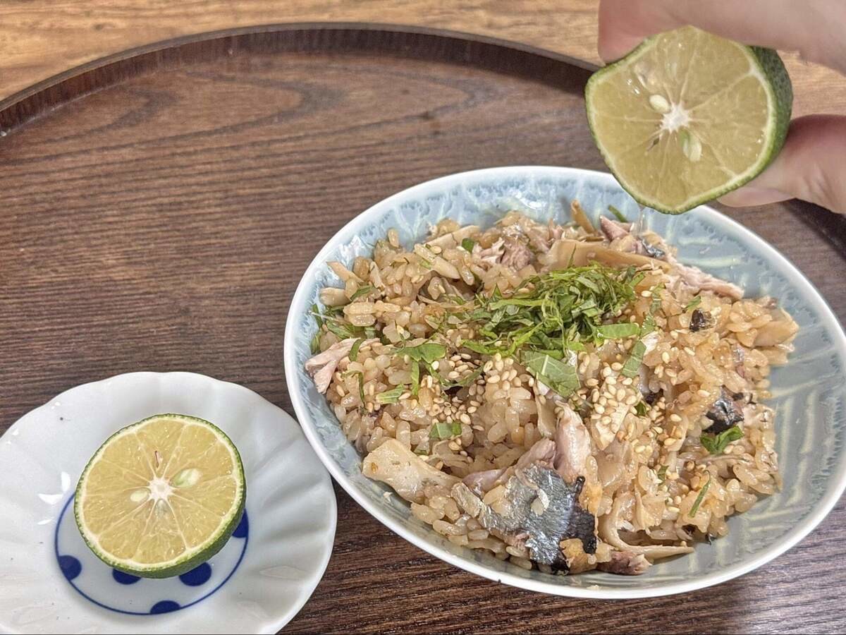 サンマと舞茸の炊き込みご飯
