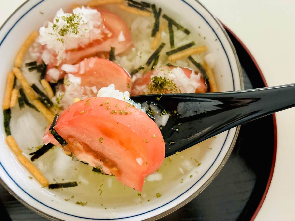 冷やしトマト茶づけ