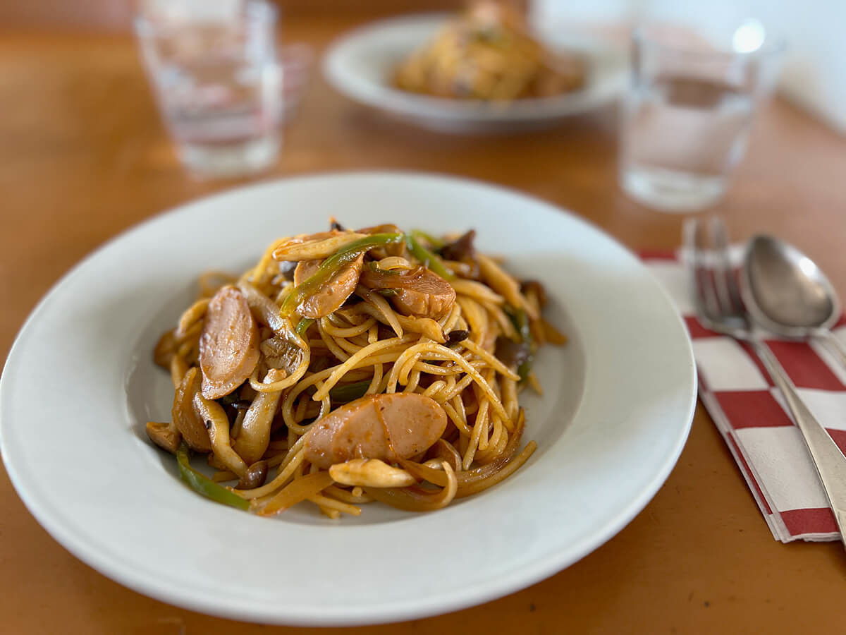 魚肉ソーセージナポリタン