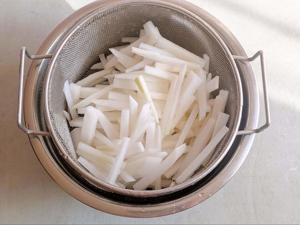 和田明日香さん「大根ツナマヨサラダ」