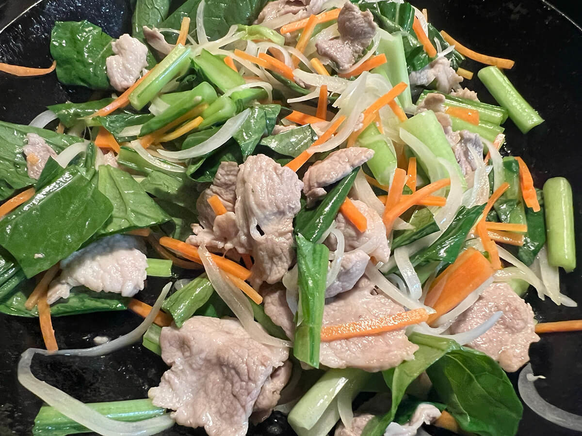 ヒガシマル醤油公式「小松菜のチャプチェ」