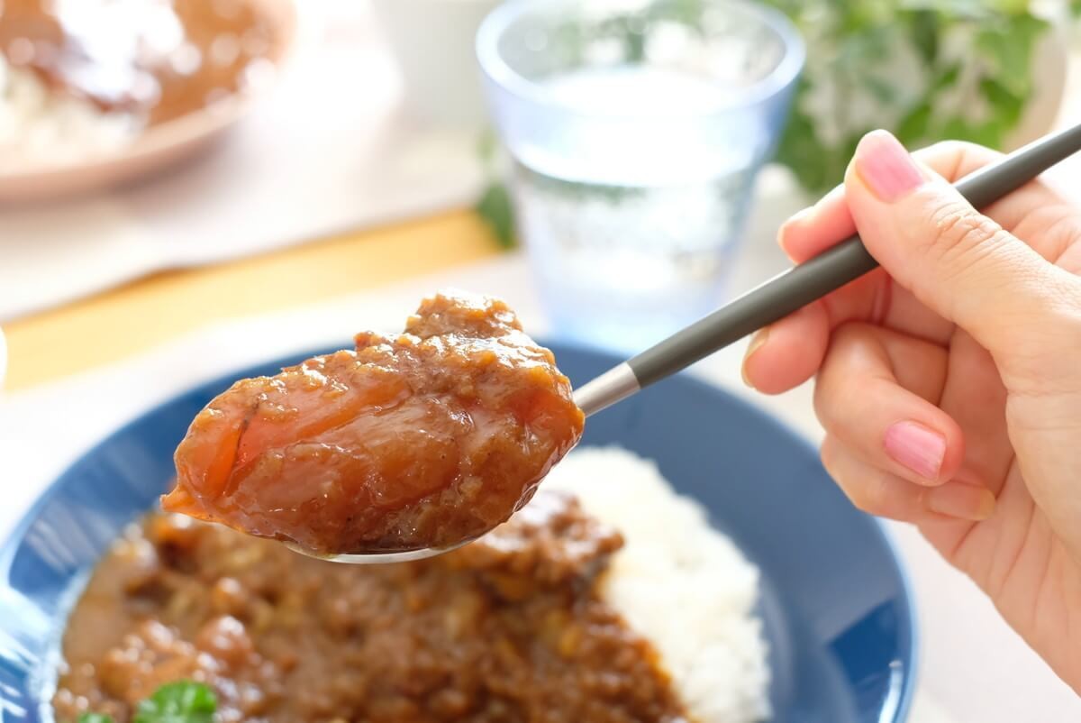 カルディで時短メニュー「北海道産牛すじカレー」