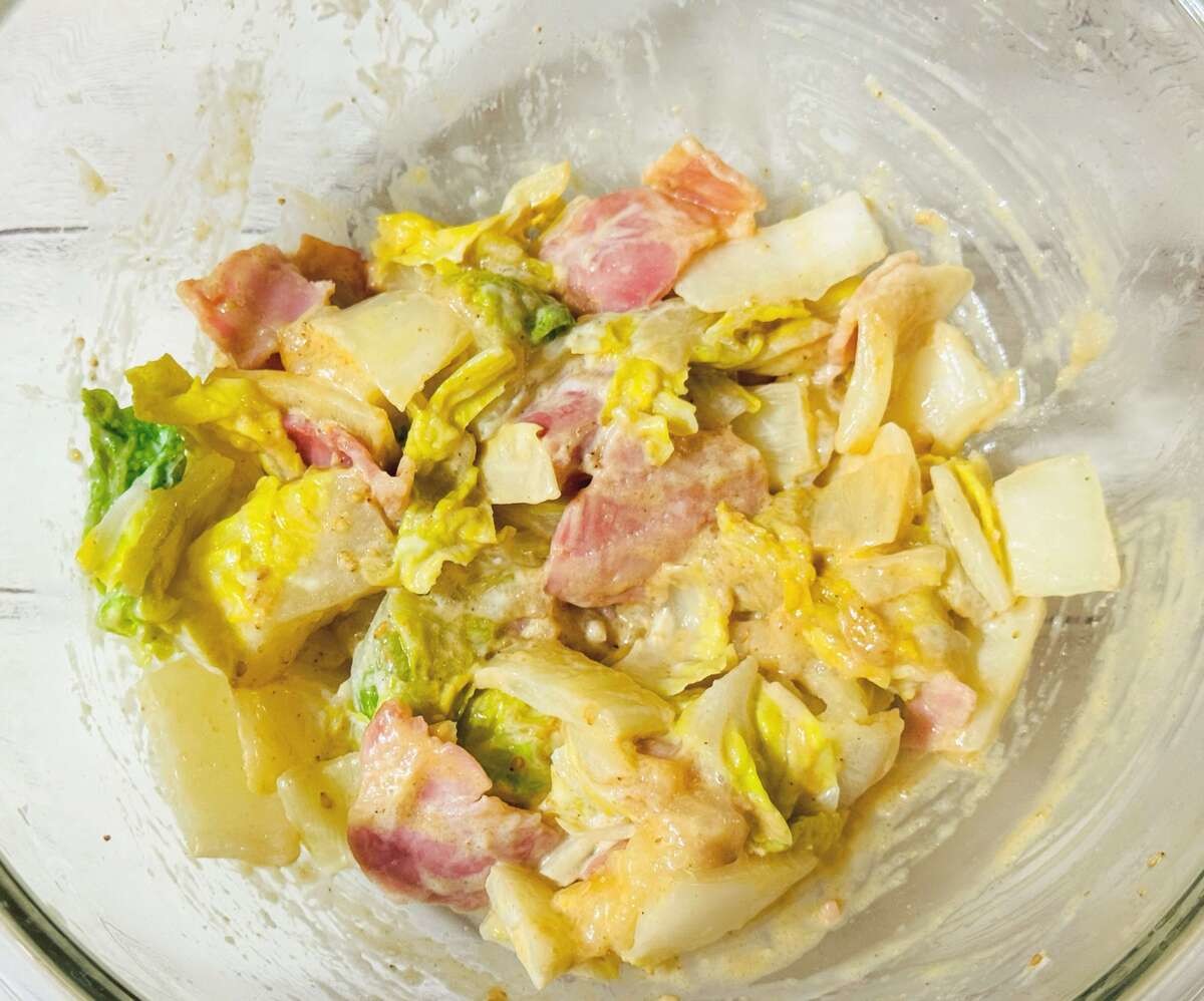 『餅と白菜の無限ホットサラダ』