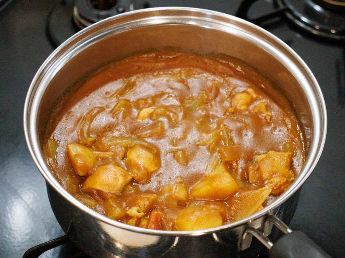 夏のカレーで食中毒も！？