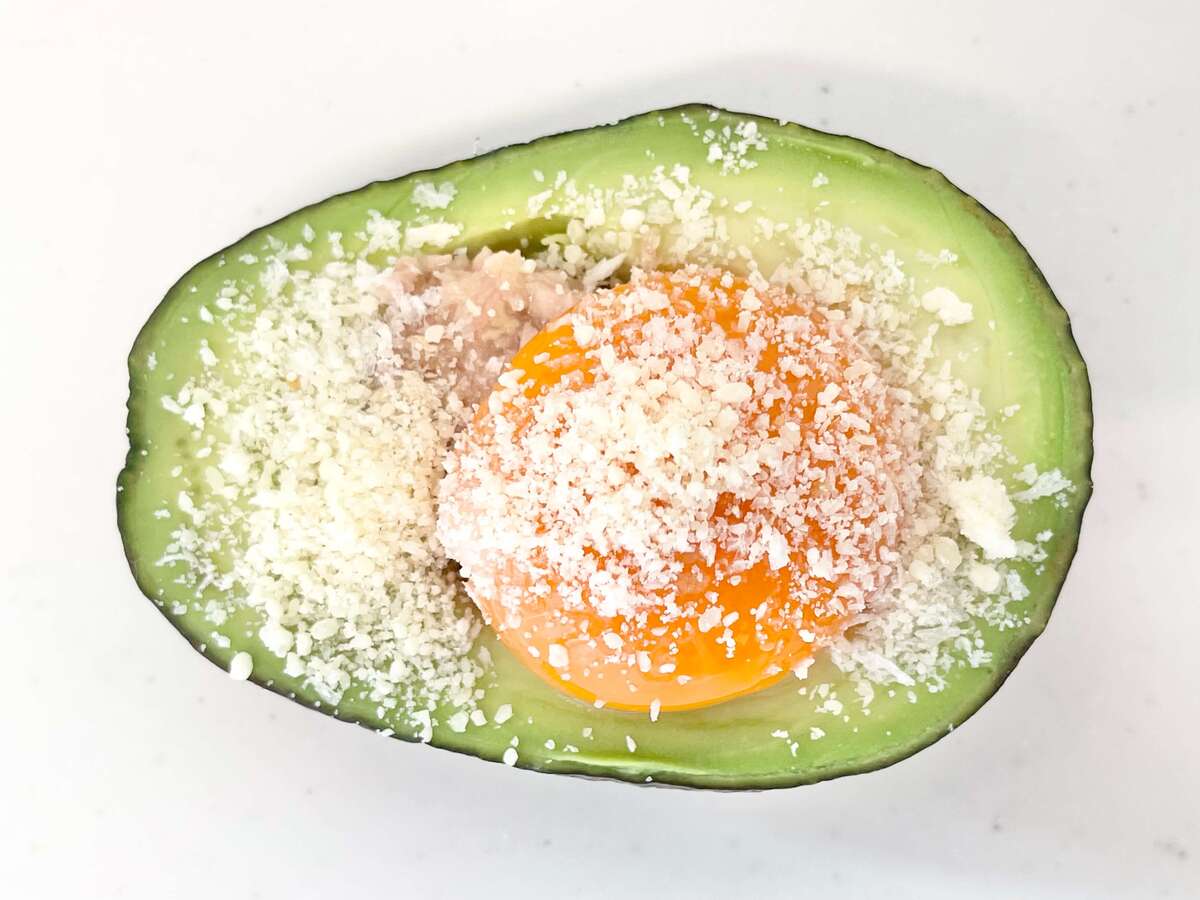 「月見アボカド」