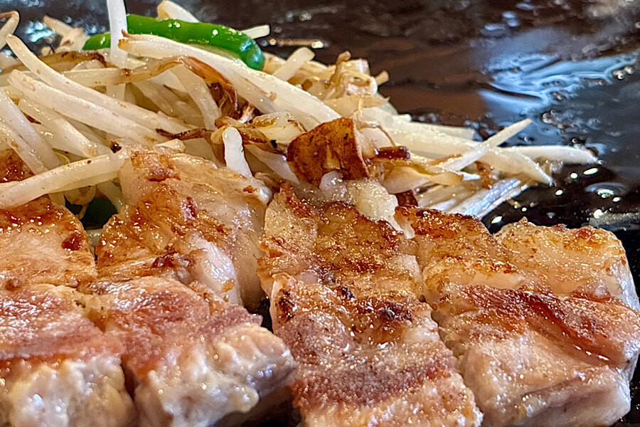 ステーキハウス鉄板焼 不二