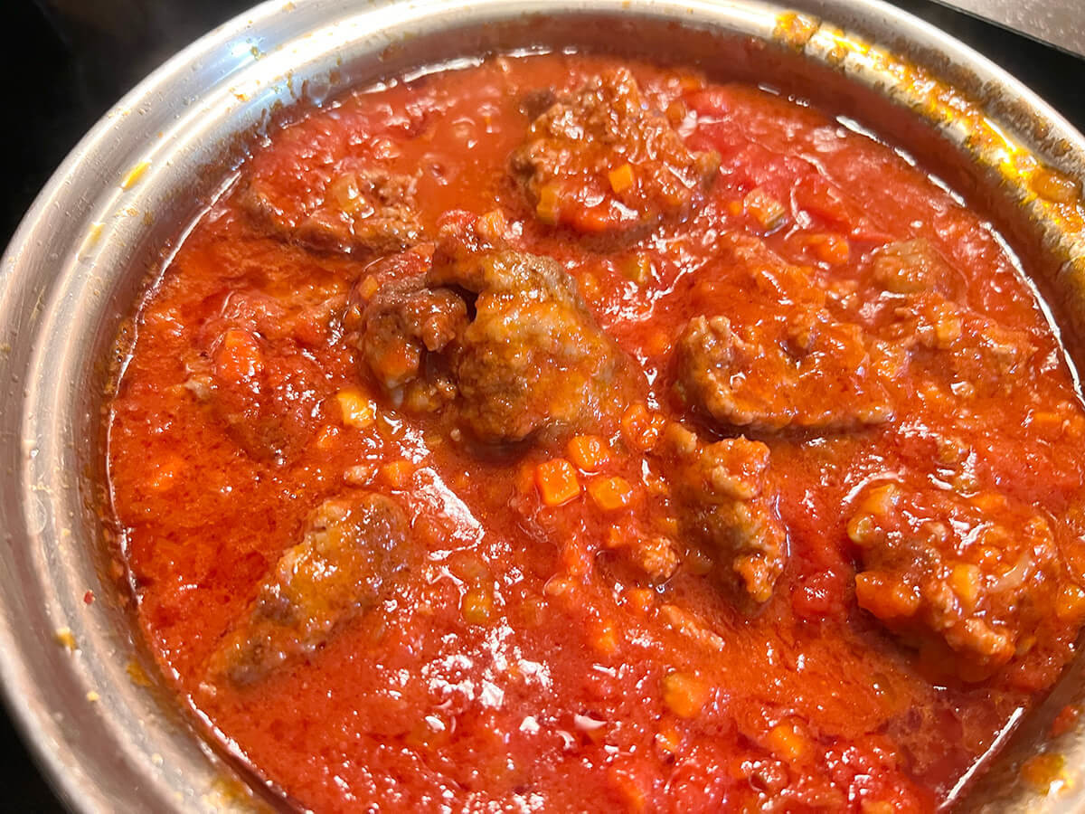 弓削啓太さん「ごちそうミートソース」のレシピ