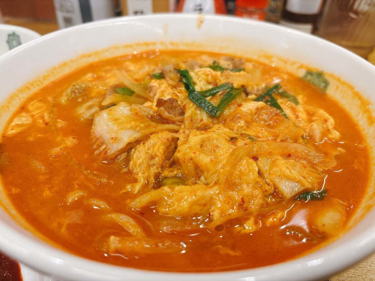 日高屋「チゲ味噌ラーメン」