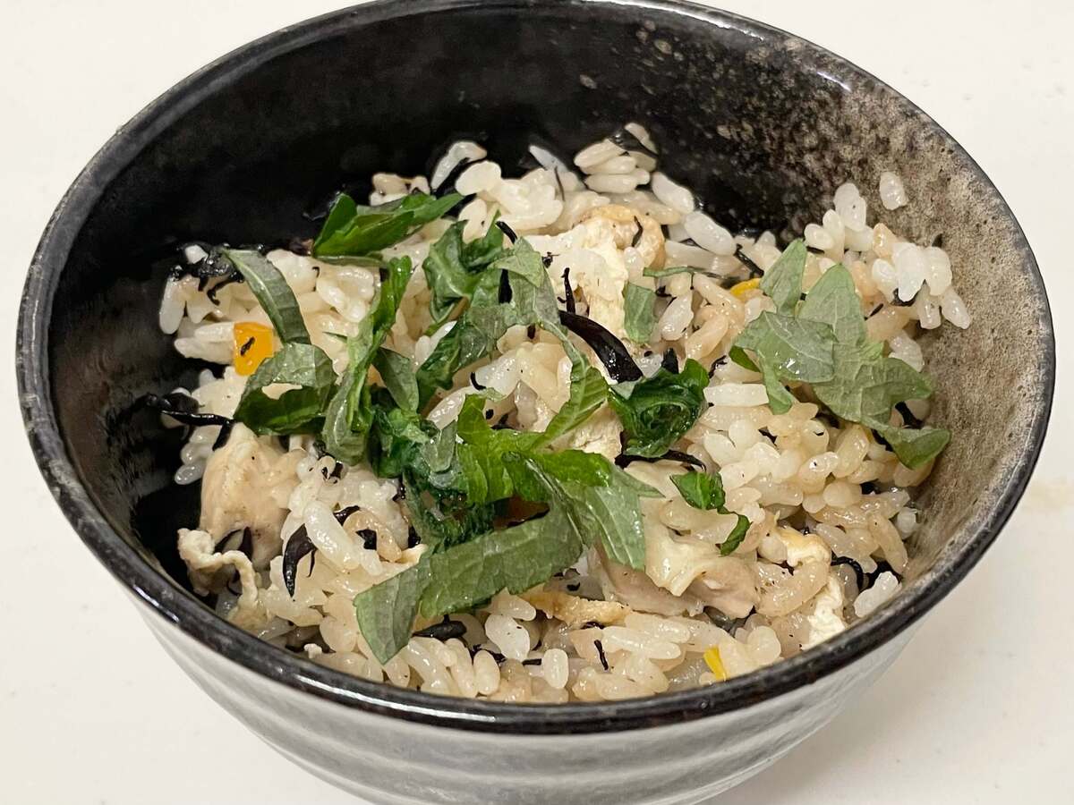 ヒガシマル公式「ひじきの炊き込みごはん」