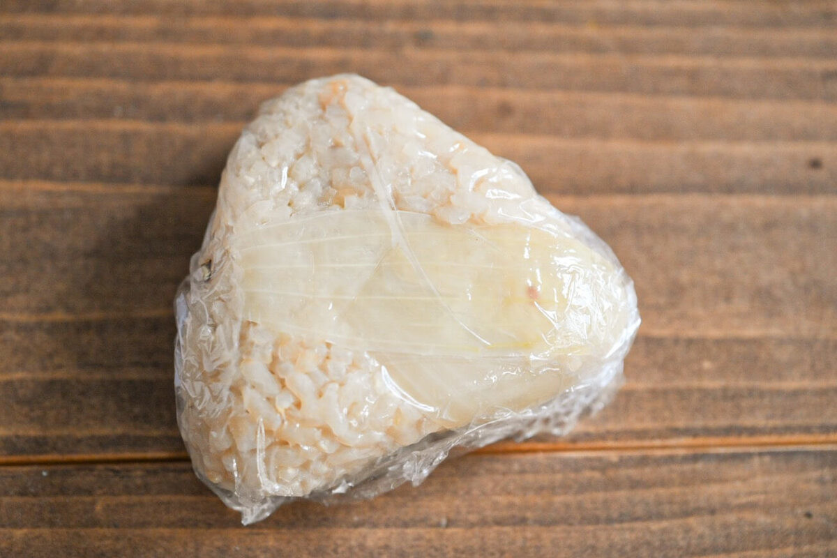 「玉ねぎ丸ごと炊き込みごはん」