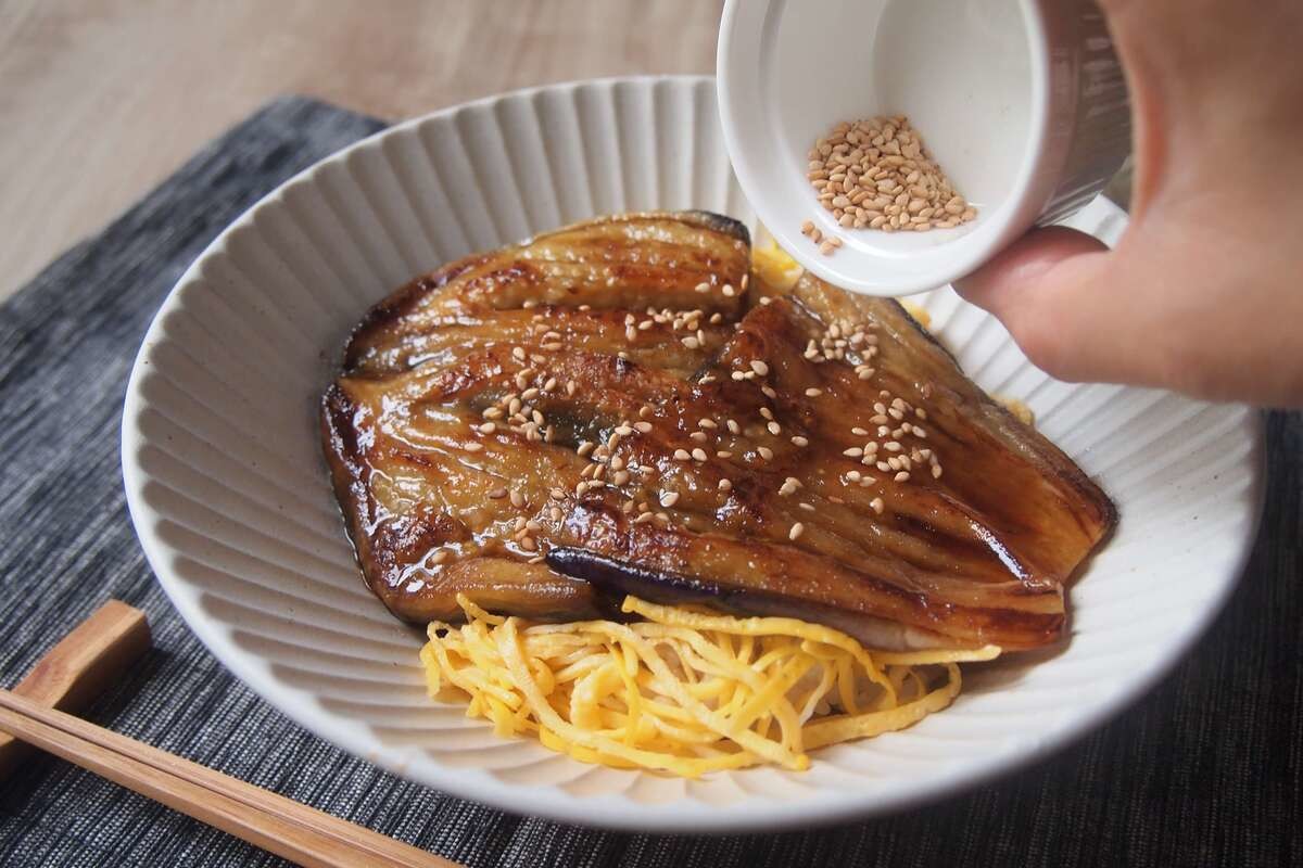 ナスのかば焼き丼