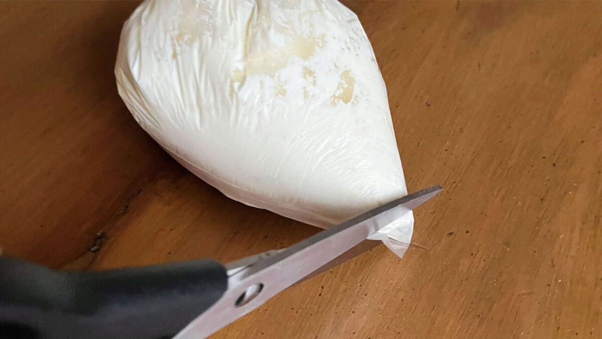 電子レンジで簡単デコレーションケーキのレシピ