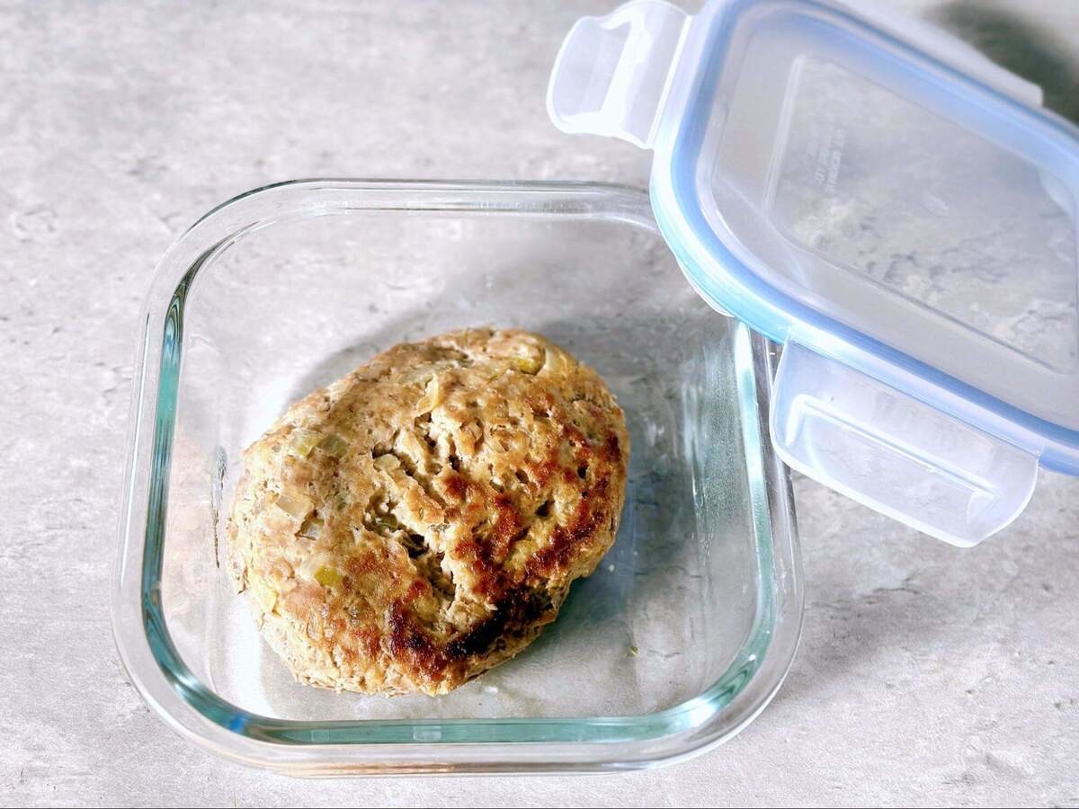 知らないとヤバイ！ハンバーグ作りのNG行動3選