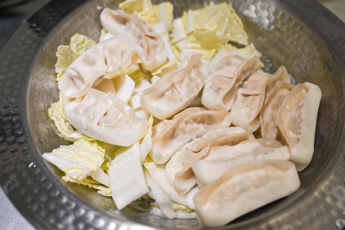 味の素公式「〆までおいしい白菜のギョーザ鍋」