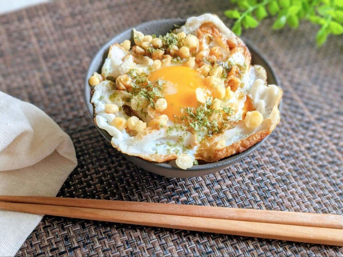 キッコーマン公式「ちくわの磯辺揚げ風目玉焼きのっけご飯」