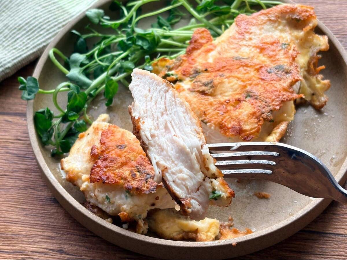 藤野嘉子さん「鶏むね肉のピカタ」