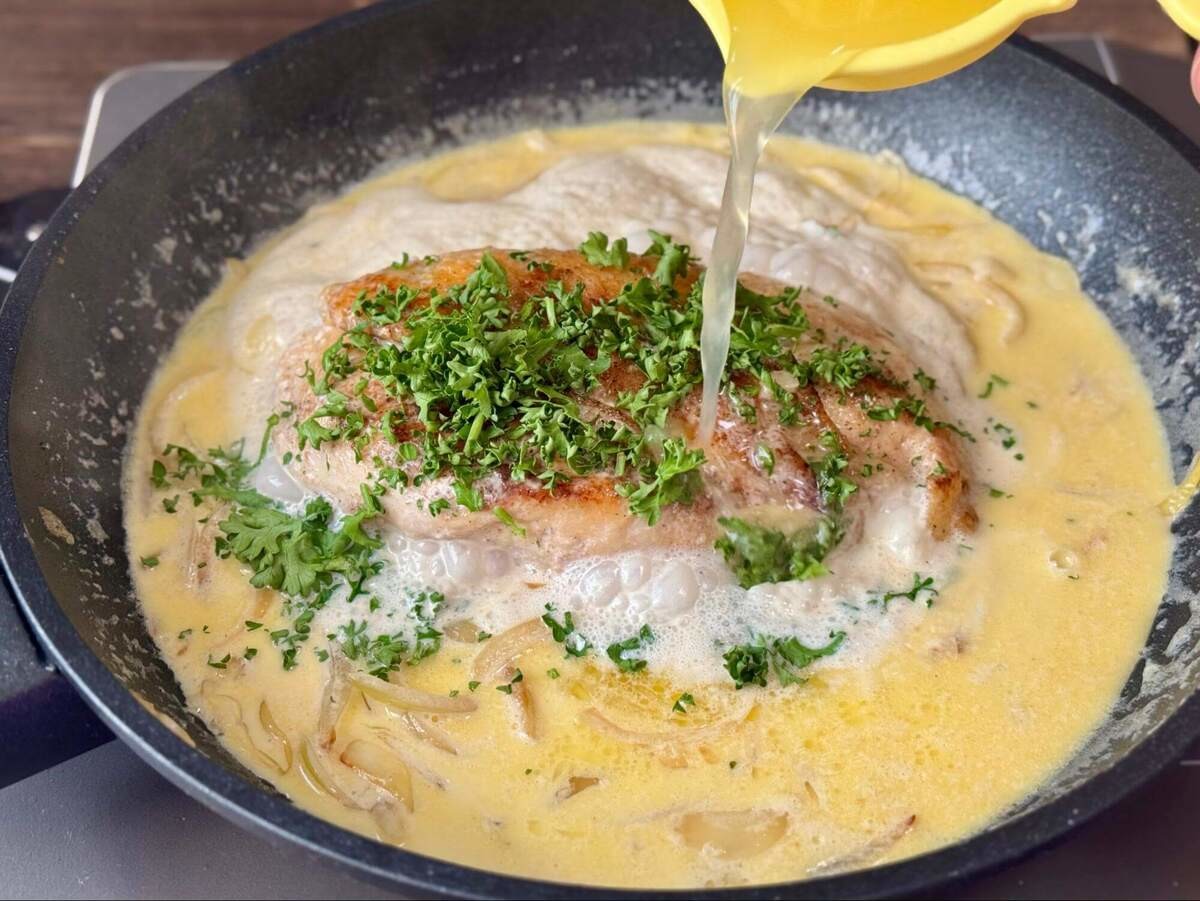 三國清三さん「鶏むね肉のにんにくレモンクリーム」