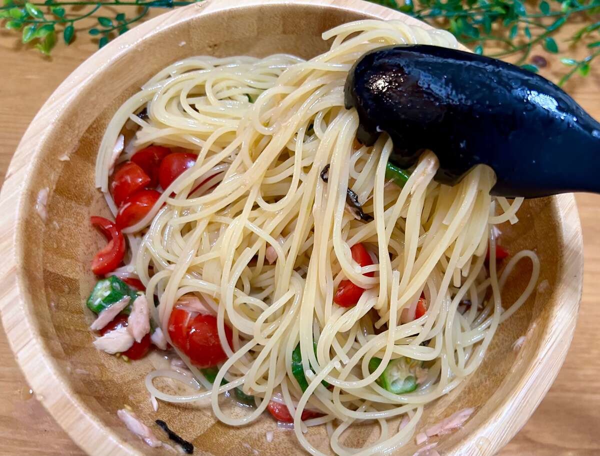 トマトとオクラの冷製パスタ