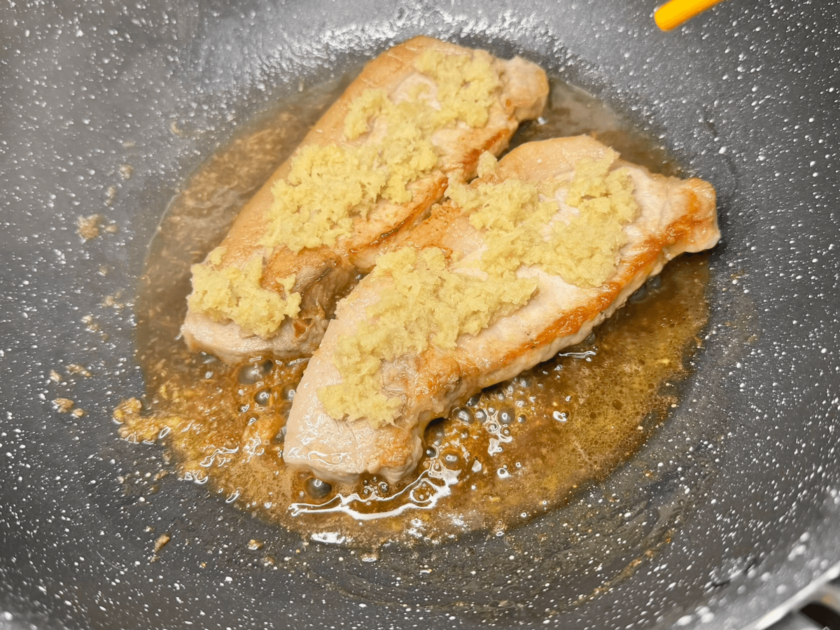 GACKTさん「生姜焼き風ポークステーキ」