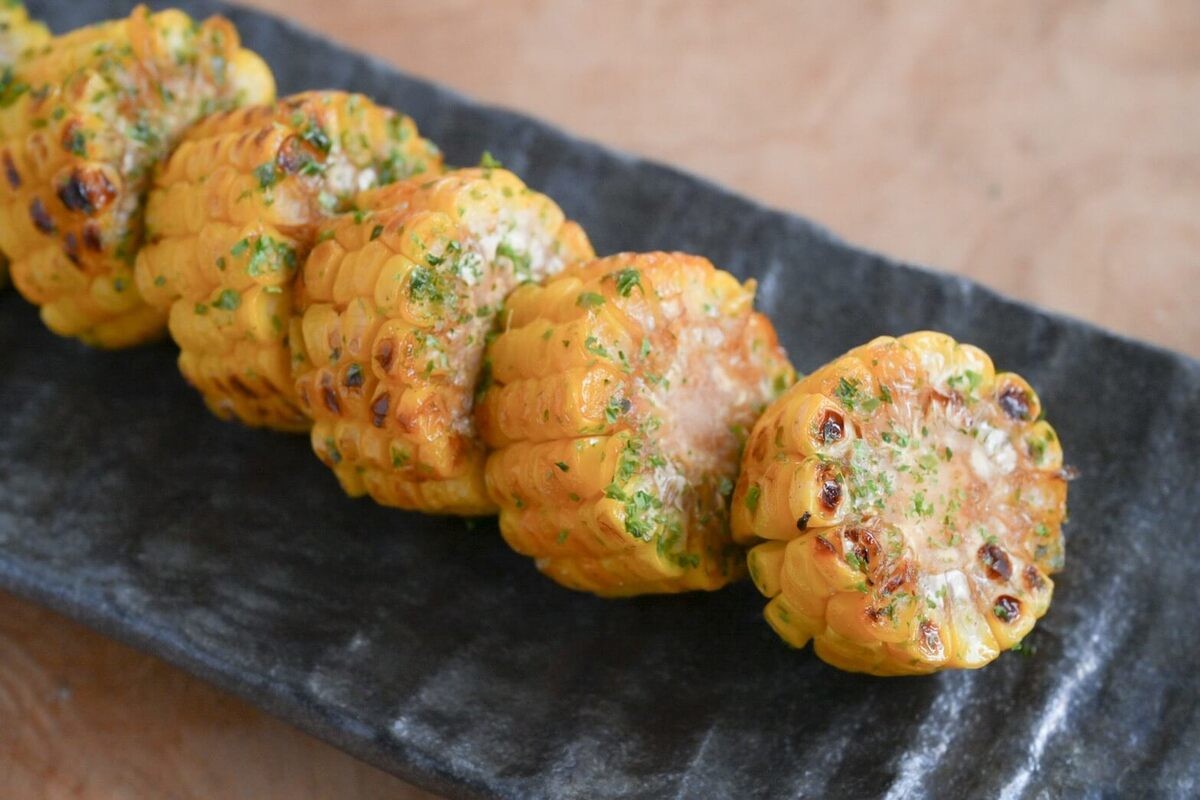 オリジナルレシピ「焼きトウモロコシのめんつゆバター」