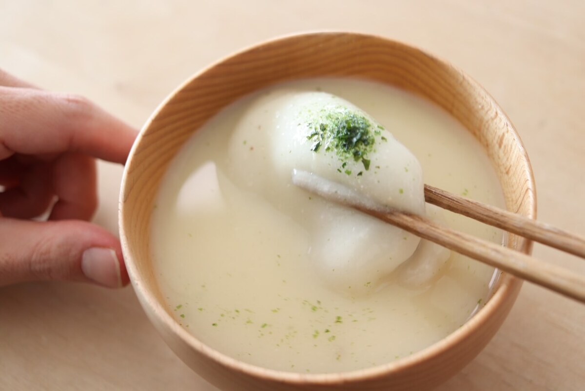 香川県の郷土料理「あんもち雑煮」