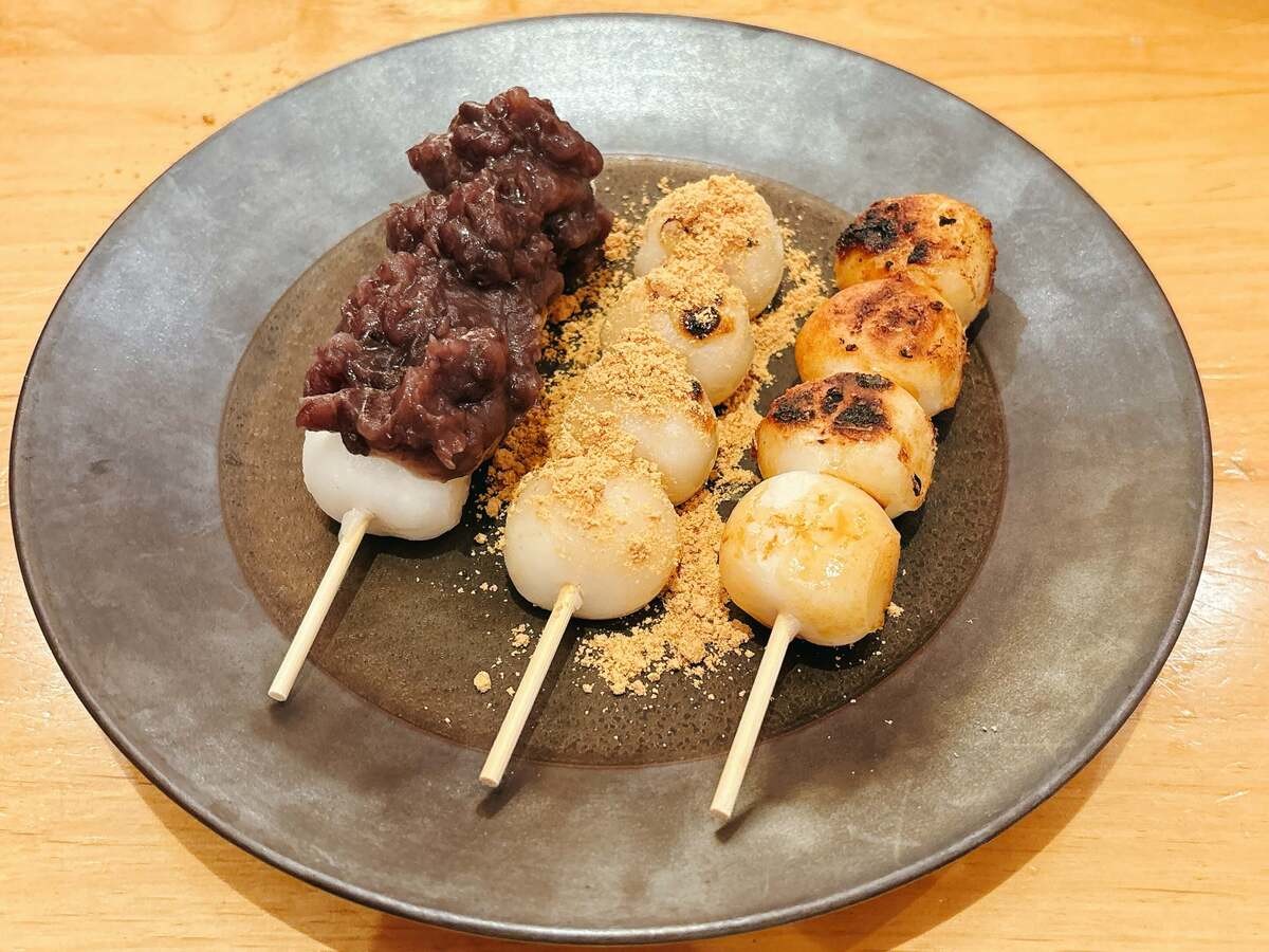 コメダの和喫茶「おかげ庵」のだんご三昧