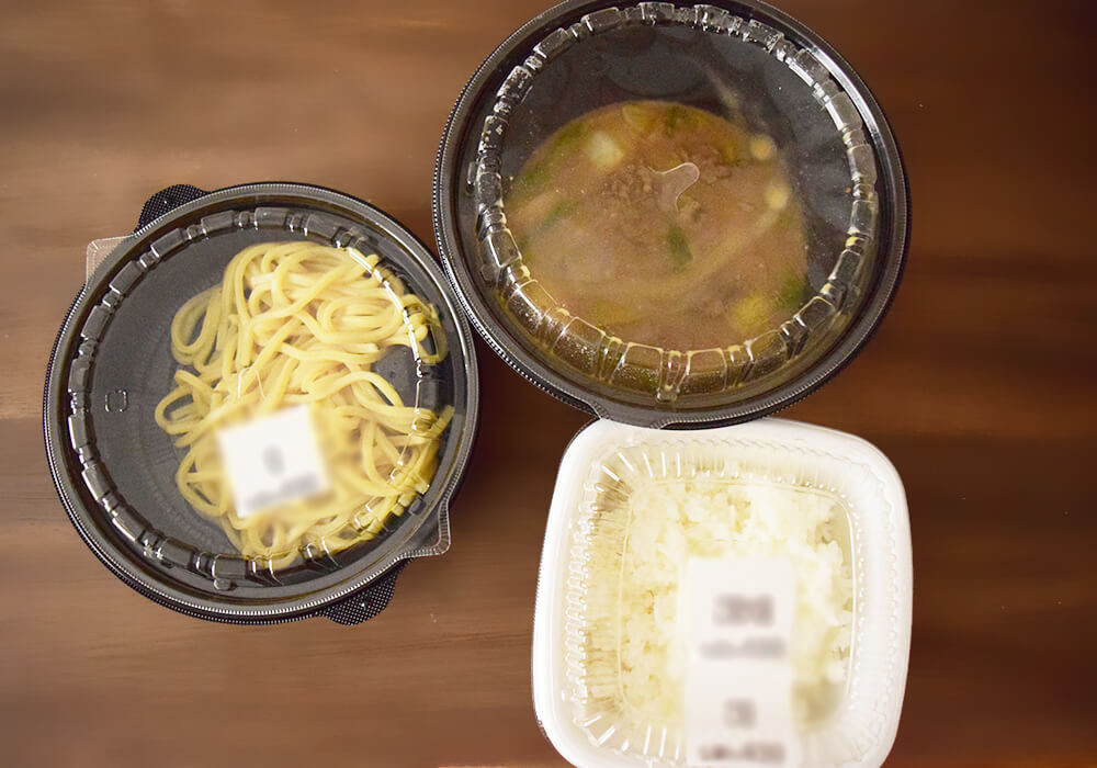 吉野家「牛肉玉ラーメン鍋膳（とんこつ）」リゾット風にアレンジ