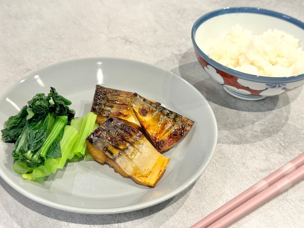 さば（三枚おろし）…2枚 みょうがの甘酢漬け（市販のもの）…適量