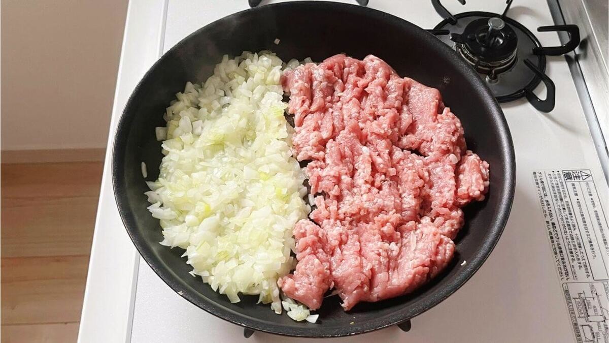 豚と玉ねぎの餡かけ風