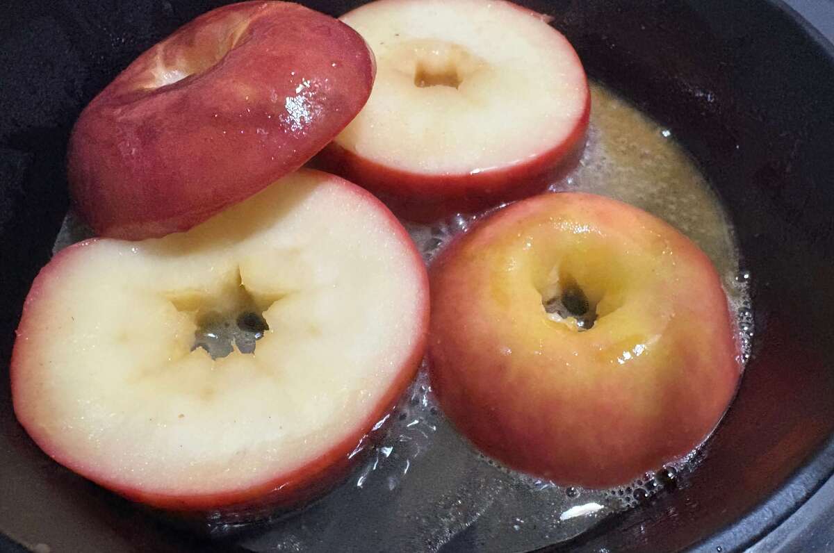 大原千鶴さん「焼きりんご」