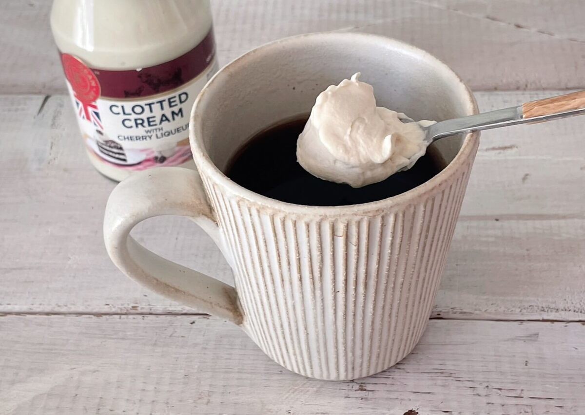 コストコ新商品「クロテッドクリーム　チェリー」